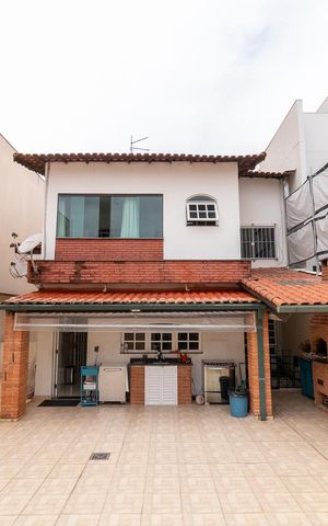 Casa à venda com 500m², 3 quartos e 5 vagasQuintal
