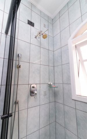Casa à venda com 500m², 3 quartos e 5 vagasBanheiro da Suíte 2
