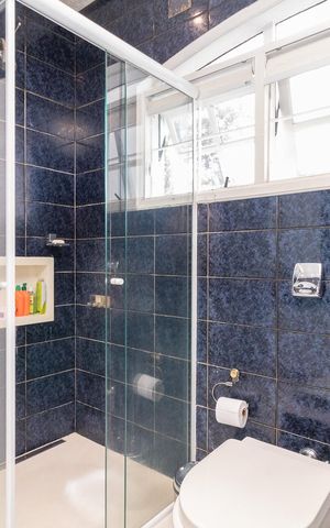 Casa à venda com 500m², 3 quartos e 5 vagasBanheiro da Suíte 1
