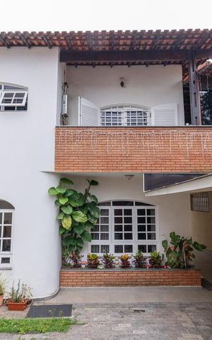 Casa à venda com 500m², 3 quartos e 5 vagasFachada