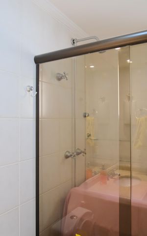 Apartamento à venda com 92m², 3 quartos e 2 vagasBanheiro Social