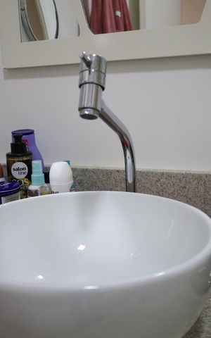 Casa à venda com 98m², 3 quartos e 2 vagasBanheiro do Quarto 2