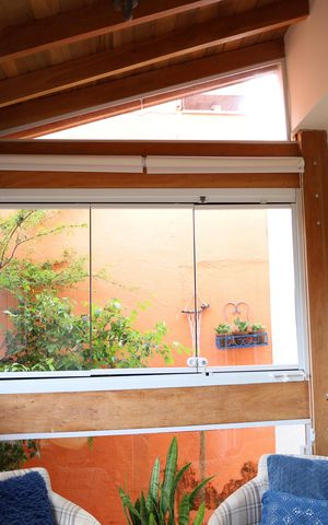 Casa à venda com 98m², 3 quartos e 2 vagasÁrea comum