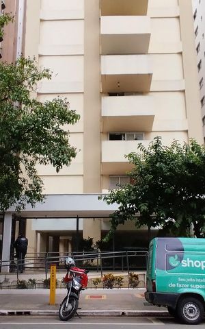 Apartamento à venda com 111m², 3 quartos e 1 vaga Apartamento à venda com 111m², 3 quartos e 1 vagaFachada