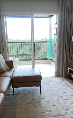 Apartamento à venda com 87m², 3 quartos e 1 vaga Apartamento à venda com 87m², 3 quartos e 1 vagaSala