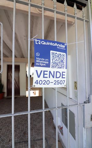Casa à venda com 165m², 4 quartos e 2 vagasPlaca