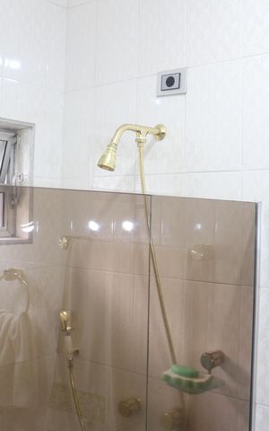 Casa à venda com 192m², 3 quartos e 4 vagasBanheiro da Suíte 1