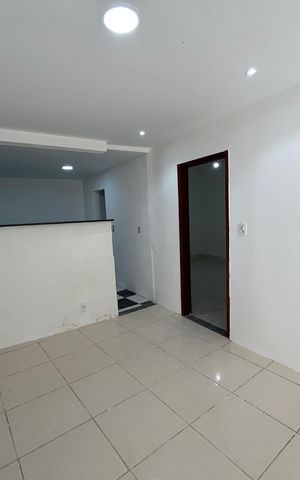 Casa para alugar com 75m², 2 quartos e sem vagaSala