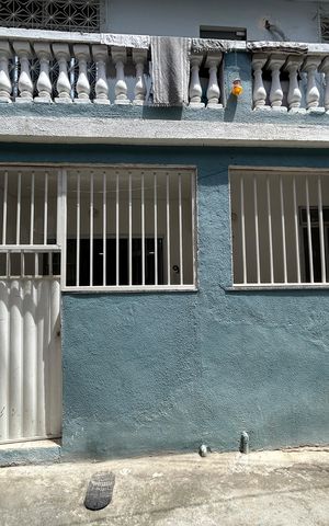 Casa para alugar com 75m², 2 quartos e sem vagaFachada