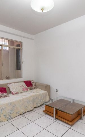 Casa à venda com 100m², 1 quarto e 1 vagaSala