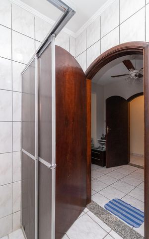 Casa à venda com 100m², 1 quarto e 1 vagaBanheiro da Suíte
