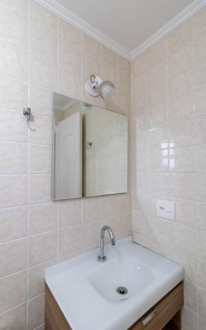 Apartamento à venda com 77m², 2 quartos e 1 vaga Apartamento à venda com 77m², 2 quartos e 1 vagaBanheiro da Suíte