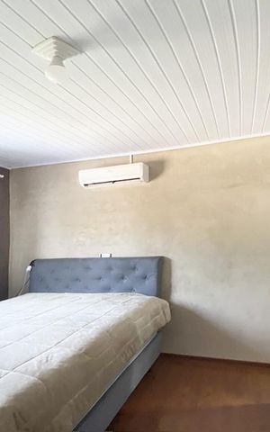 Casa à venda com 105m², 3 quartos e 1 vagaSuíte