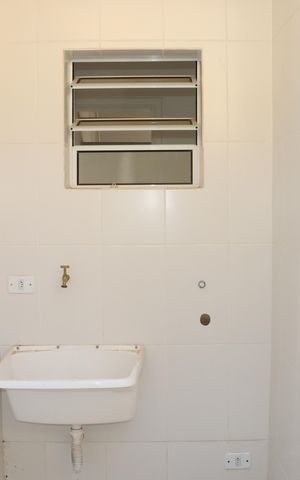 Casa de condomínio para alugar com 52m², 2 quartos e 1 vagaÁrea de Serviço