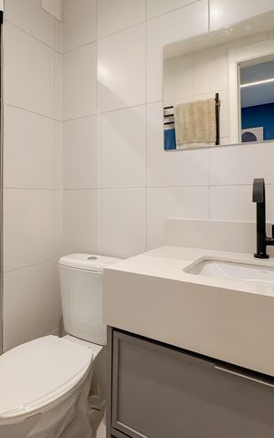 Apartamento à venda com 72m², 2 quartos e 1 vaga Apartamento à venda com 72m², 2 quartos e 1 vagaBanheiro da Suíte