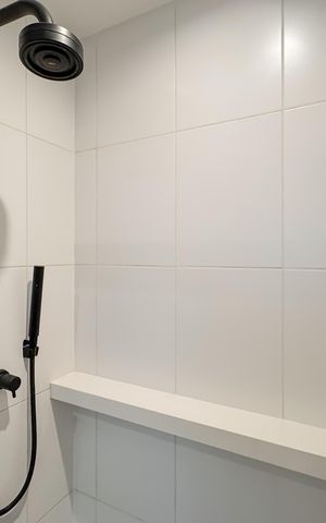 Apartamento à venda com 72m², 2 quartos e 1 vaga Apartamento à venda com 72m², 2 quartos e 1 vagaBanheiro Social