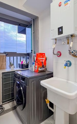 Apartamento à venda com 72m², 2 quartos e 1 vaga Apartamento à venda com 72m², 2 quartos e 1 vagaÁrea de Serviço