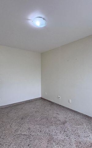 Apartamento à venda com 220m², 4 quartos e 2 vagas Apartamento à venda com 220m², 4 quartos e 2 vagasQuarto