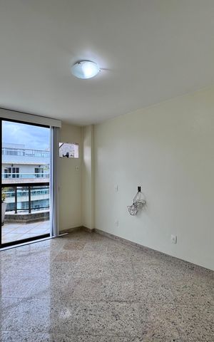 Apartamento à venda com 220m², 4 quartos e 2 vagas Apartamento à venda com 220m², 4 quartos e 2 vagasQuarto
