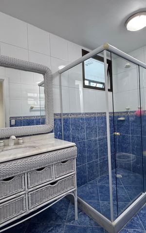 Apartamento à venda com 220m², 4 quartos e 2 vagas Apartamento à venda com 220m², 4 quartos e 2 vagasBanheiro da Suíte 2