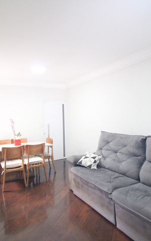 Casa à venda com 125m², 3 quartos e 2 vagasSala
