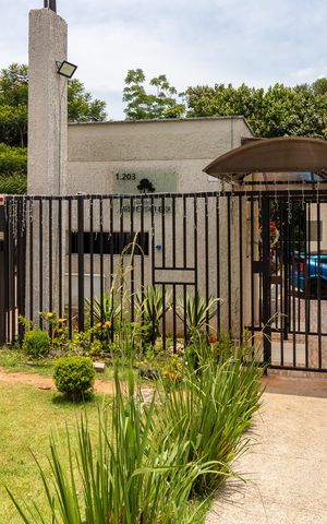 Apartamento à venda com 45m², 2 quartos e sem vaga Apartamento à venda com 45m², 2 quartos e sem vagaFachada