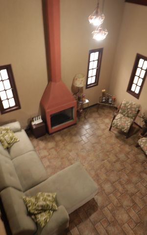 Casa à venda com 228m², 3 quartos e 4 vagasSala