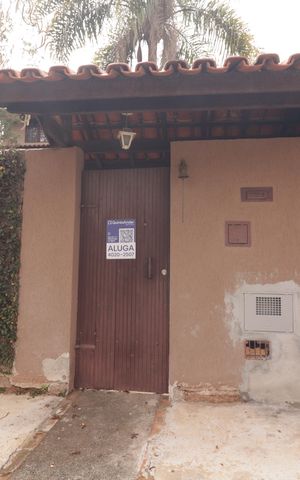 Casa à venda com 228m², 3 quartos e 4 vagasFachada