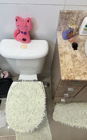 Apartamento à venda com 57m², 2 quartos e 1 vaga Apartamento à venda com 57m², 2 quartos e 1 vagaBanheiro