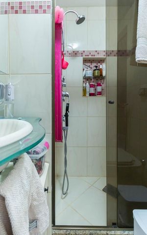 Apartamento à venda com 69m², 2 quartos e 1 vagaBanheiro da Suíte 1