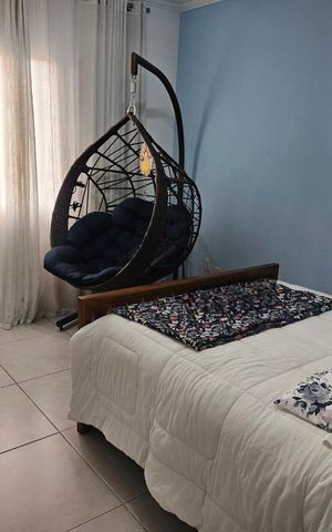 Casa à venda com 249m², 4 quartos e 2 vagas Casa à venda com 249m², 4 quartos e 2 vagasSuíte