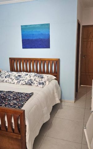 Casa à venda com 249m², 4 quartos e 2 vagas Casa à venda com 249m², 4 quartos e 2 vagasSuíte