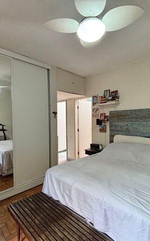 Casa à venda com 400m², 4 quartos e 4 vagas Casa à venda com 400m², 4 quartos e 4 vagasSuíte