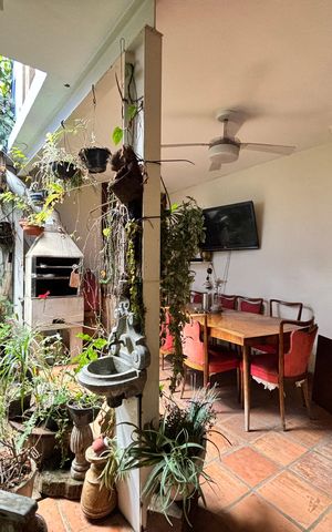 Casa à venda com 400m², 4 quartos e 4 vagas Casa à venda com 400m², 4 quartos e 4 vagasÁrea gourmet