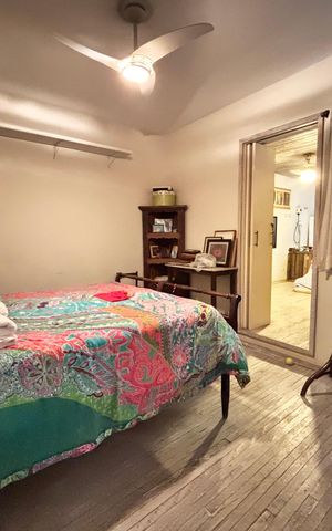 Casa à venda com 400m², 4 quartos e 4 vagas Casa à venda com 400m², 4 quartos e 4 vagasQuarto 1