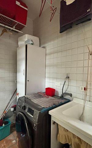 Casa à venda com 400m², 4 quartos e 4 vagas Casa à venda com 400m², 4 quartos e 4 vagasÁrea de Serviço