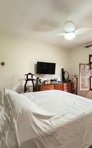 Casa à venda com 400m², 4 quartos e 4 vagas Casa à venda com 400m², 4 quartos e 4 vagasSuíte
