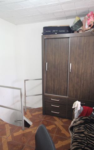 Casa à venda com 700m², 2 quartos e 8 vagasSala 2