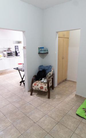Casa à venda com 250m², 3 quartos e 3 vagas Casa à venda com 250m², 3 quartos e 3 vagasCopa