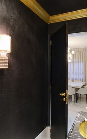Casa de condomínio à venda com 356m², 5 quartos e 4 vagas Casa de condomínio à venda com 356m², 5 quartos e 4 vagasLavabo
