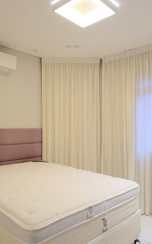 Casa de condomínio à venda com 356m², 5 quartos e 4 vagas Casa de condomínio à venda com 356m², 5 quartos e 4 vagasSuíte 2