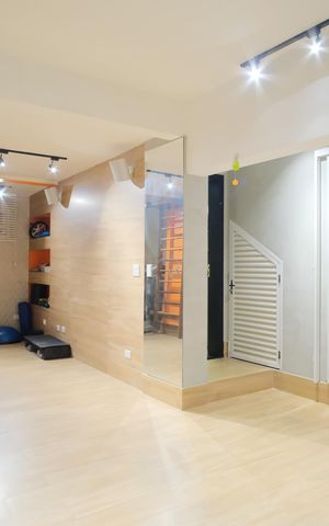 Casa de condomínio à venda com 356m², 5 quartos e 4 vagas Casa de condomínio à venda com 356m², 5 quartos e 4 vagasGaragem