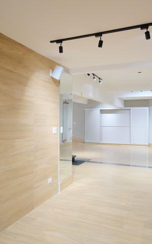 Casa de condomínio à venda com 356m², 5 quartos e 4 vagas Casa de condomínio à venda com 356m², 5 quartos e 4 vagasGaragem