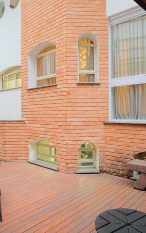 Casa de condomínio à venda com 356m², 5 quartos e 4 vagas Casa de condomínio à venda com 356m², 5 quartos e 4 vagasÁrea gourmet / Quintal