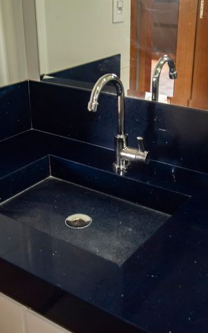 Casa à venda com 381m², 3 quartos e 3 vagasBanheiro Social