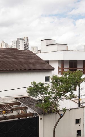 Casa à venda com 381m², 3 quartos e 3 vagasVista da Suíte 1
