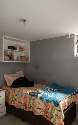 Casa à venda com 381m², 3 quartos e 3 vagasQuarto de Serviço