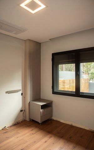 Casa à venda com 381m², 3 quartos e 3 vagasSuíte 2