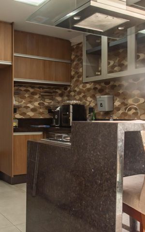 Casa à venda com 381m², 3 quartos e 3 vagasCozinha