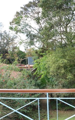Casa de condomínio para alugar com 300m², 5 quartos e 4 vagasSuíte 4